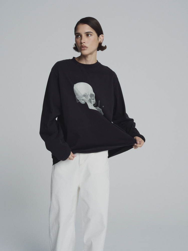 LONGSLEEVE SCULL DARK