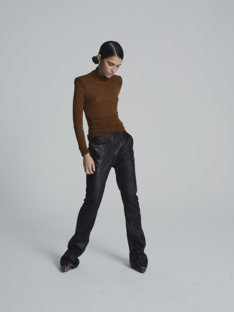 TURTLENECK SHEER AMBER