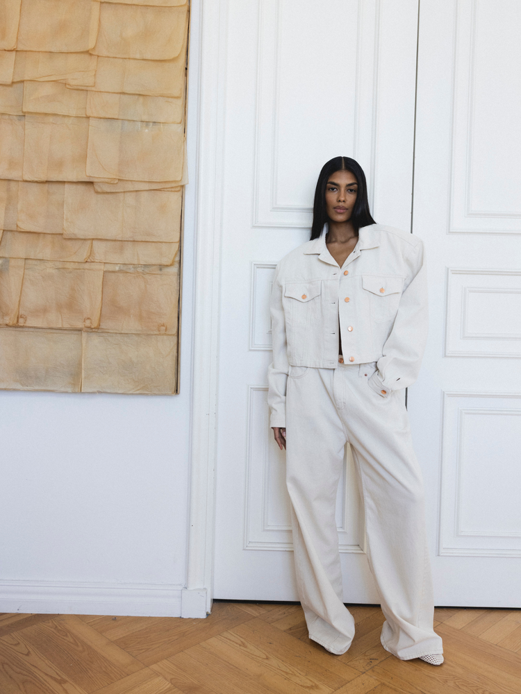 JEANSY BOYISH CREAM TALL