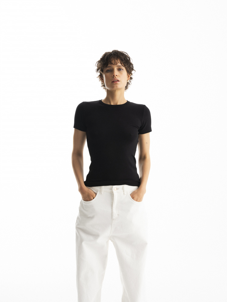 BASIC SHORT BLACK