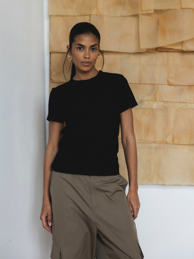 BASIC SHORT BLACK