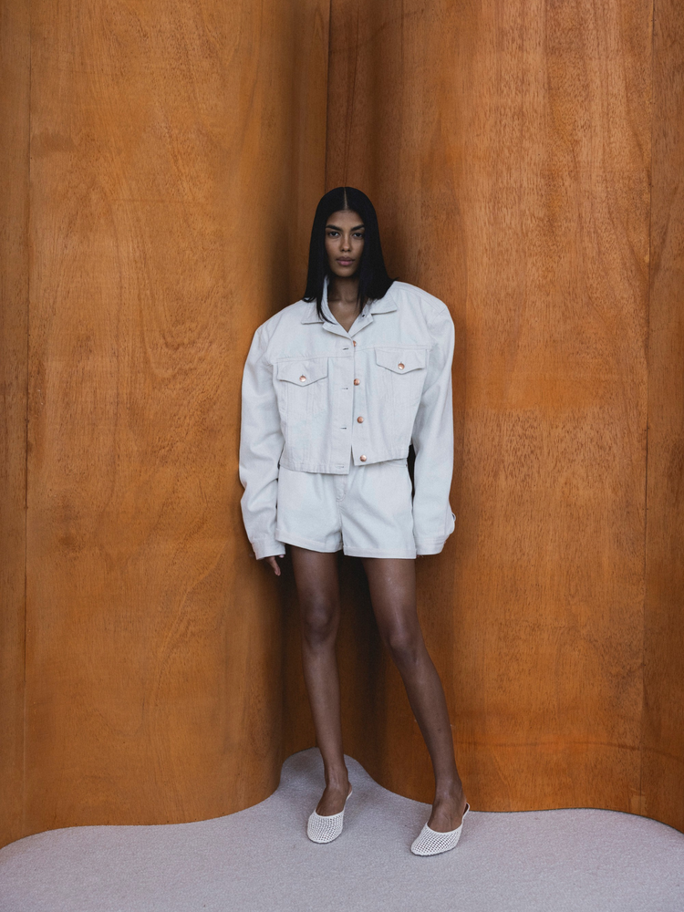 RIVER  CREAM  SHORTS