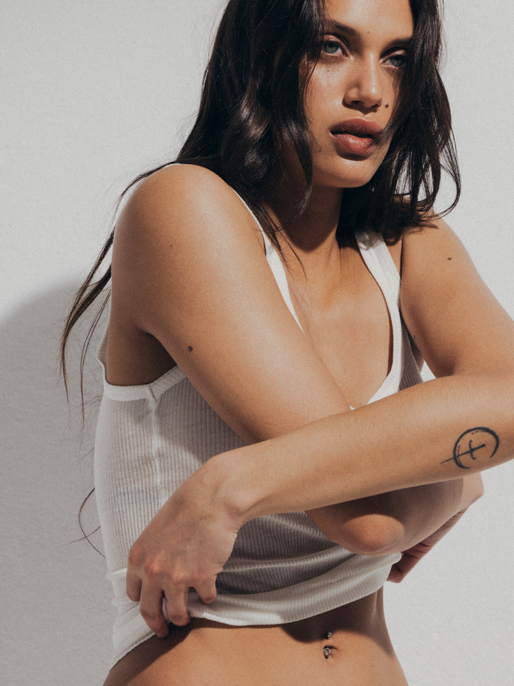 TINI TOP SHEER WHITE